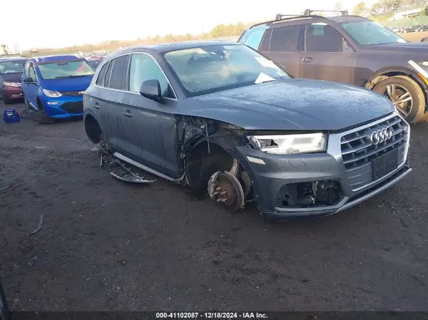 WA1BNAFY1L2062958 2020 AUDI Q5 - Image 1