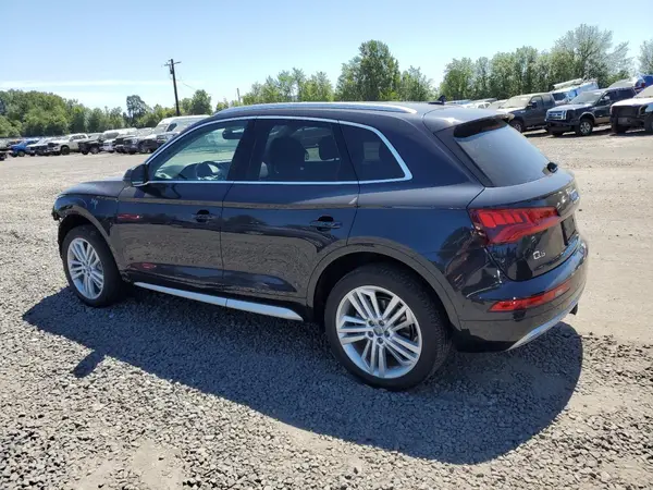 WA1BNAFY1L2073040 2020 AUDI Q5 - Image 2