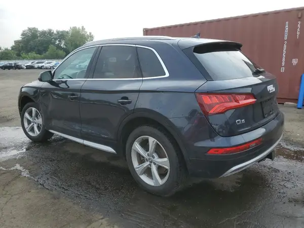 WA1BNAFY1L2079467 2020 AUDI Q5 - Image 2