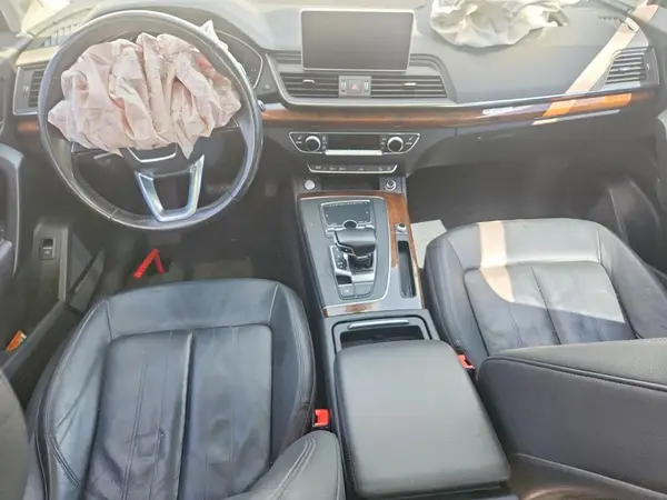 WA1BNAFY2J2003830 2018 AUDI Q5 - Image 8
