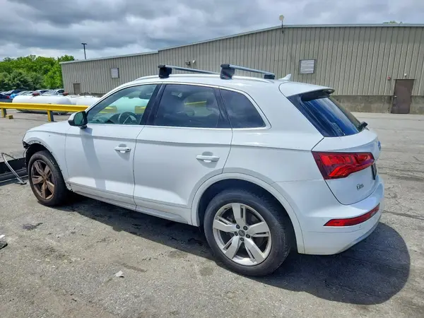WA1BNAFY2J2004046 2018 AUDI Q5 - Image 2
