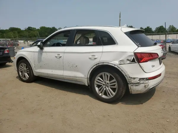 WA1BNAFY2J2004144 2018 AUDI Q5 - Image 2