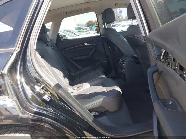 WA1BNAFY2J2009912 2018 AUDI Q5 - Image 8