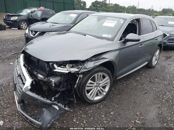 WA1BNAFY2J2017184 2018 AUDI Q5 - Image 2