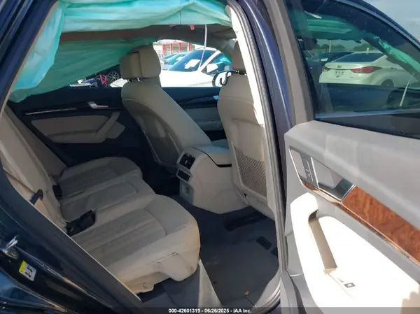 WA1BNAFY2J2019565 2018 AUDI Q5 - Image 8