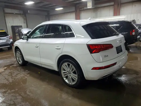 WA1BNAFY2J2019694 2018 AUDI Q5 - Image 2