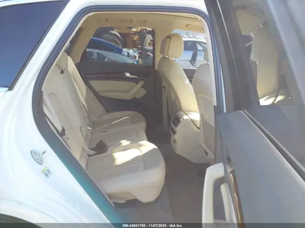 WA1BNAFY2J2027679 2018 AUDI Q5 - Image 8