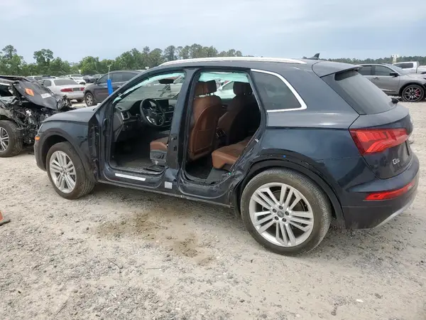 WA1BNAFY2J2041453 2018 AUDI Q5 - Image 2