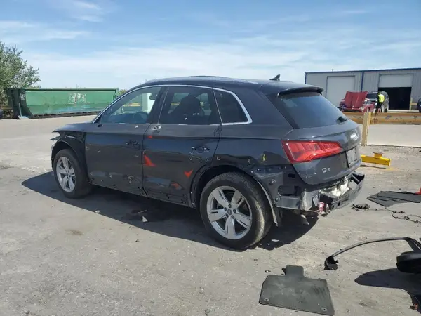 WA1BNAFY2J2044630 2018 AUDI Q5 - Image 2