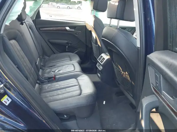 WA1BNAFY2J2049858 2018 AUDI Q5 - Image 8