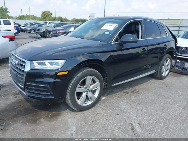 WA1BNAFY2J2055725 2018 AUDI Q5 - Image 2