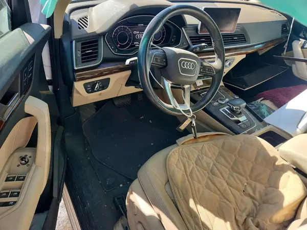 WA1BNAFY2J2068054 2018 AUDI Q5 - Image 8