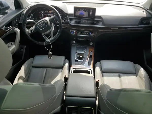 WA1BNAFY2J2076025 2018 AUDI Q5 - Image 8
