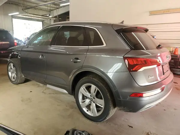 WA1BNAFY2J2089499 2018 AUDI Q5 - Image 2