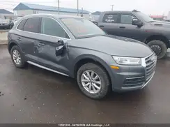WA1BNAFY2J2102610 2018 AUDI Q5