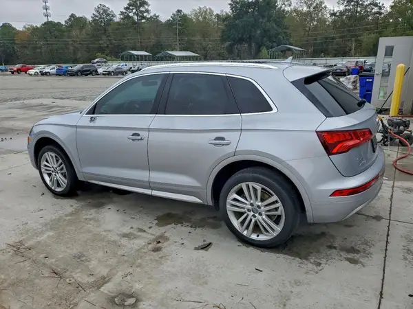WA1BNAFY2J2109461 2018 AUDI Q5 - Image 2