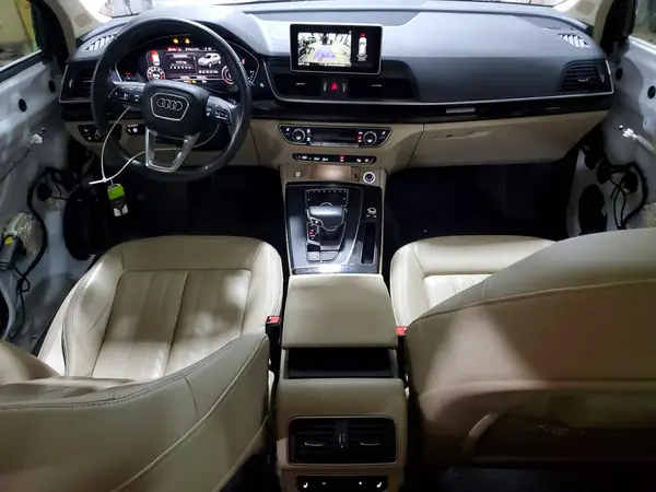 WA1BNAFY2J2113185 2018 AUDI Q5 - Image 8