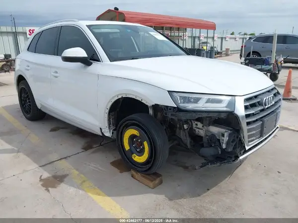 WA1BNAFY2J2115115 2018 AUDI Q5 - Image 1
