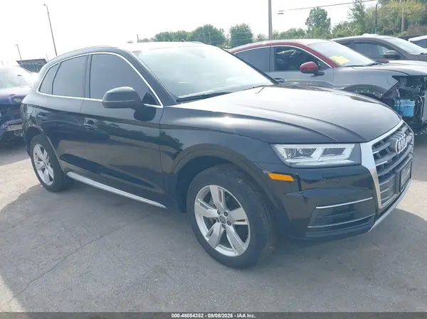 WA1BNAFY2J2137826 2018 AUDI Q5 - Image 1