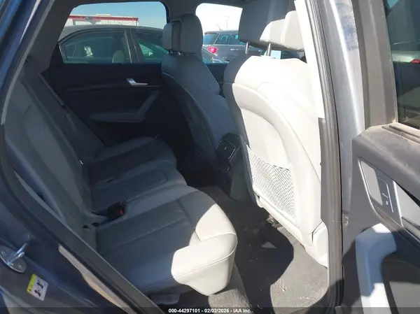 WA1BNAFY2J2149376 2018 AUDI Q5 - Image 8