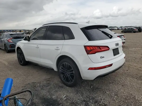 WA1BNAFY2J2158742 2018 AUDI Q5 - Image 2