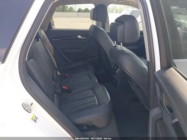 WA1BNAFY2J2159146 2018 AUDI Q5 - Image 8