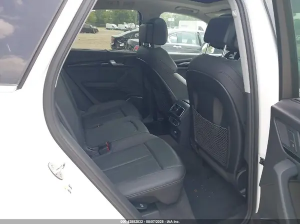 WA1BNAFY2J2168090 2018 AUDI Q5 - Image 8