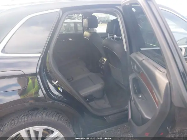 WA1BNAFY2J2170194 2018 AUDI Q5 - Image 8