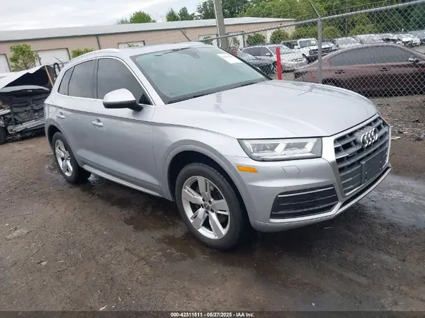 WA1BNAFY2J2188226 2018 AUDI Q5 - Image 1