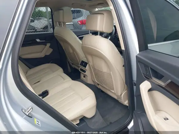 WA1BNAFY2J2188226 2018 AUDI Q5 - Image 8