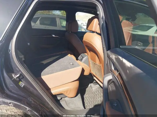 WA1BNAFY2J2193247 2018 AUDI Q5 - Image 8