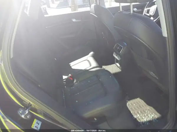 WA1BNAFY2J2194236 2018 AUDI Q5 - Image 8