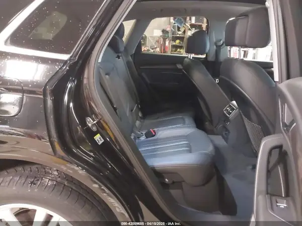 WA1BNAFY2J2201427 2018 AUDI Q5 - Image 8