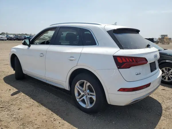 WA1BNAFY2J2202545 2018 AUDI Q5 - Image 2