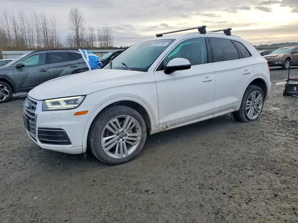 WA1BNAFY2J2209995 2018 AUDI Q5 - Image 1