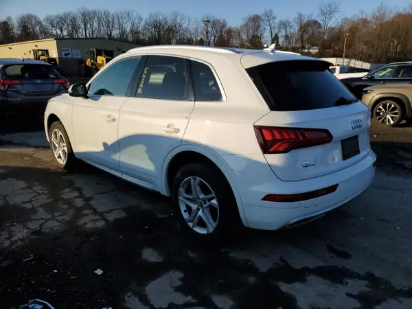 WA1BNAFY2J2210175 2018 AUDI Q5 - Image 2