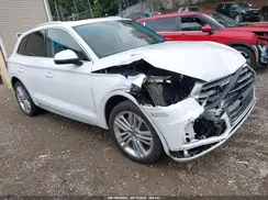 WA1BNAFY2J2210404 2018 AUDI Q5