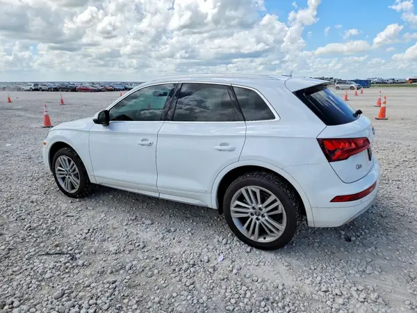 WA1BNAFY2J2211312 2018 AUDI Q5 - Image 2
