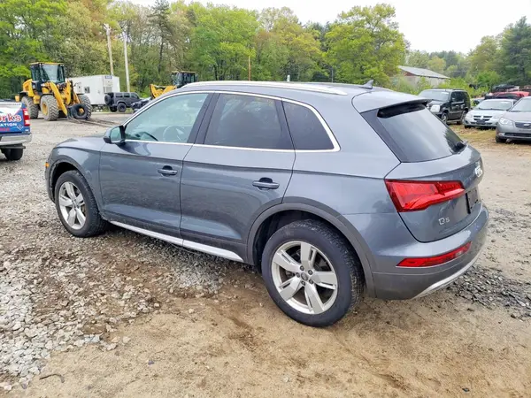 WA1BNAFY2J2212699 2018 AUDI Q5 - Image 2