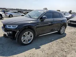 WA1BNAFY2J2213562 2018 AUDI Q5