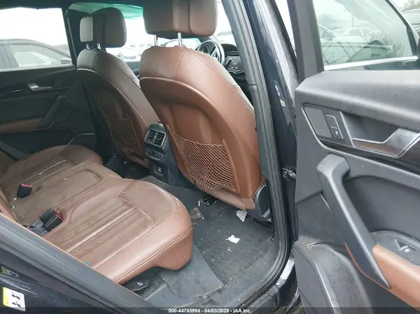 WA1BNAFY2J2214307 2018 AUDI Q5 - Image 8