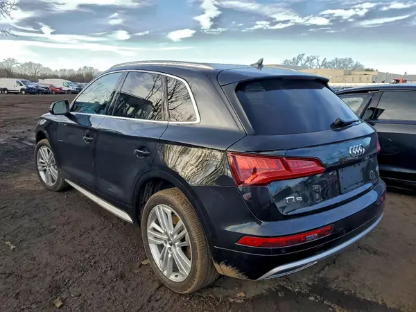 WA1BNAFY2J2216722 2018 AUDI Q5 - Image 2