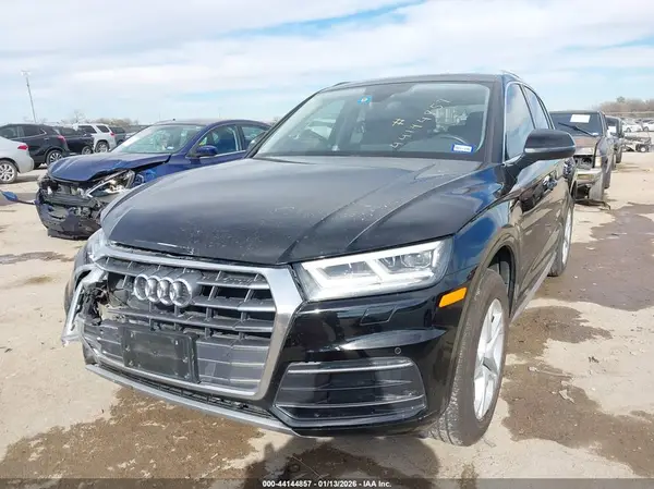 WA1BNAFY2J2217644 2018 AUDI Q5 - Image 2