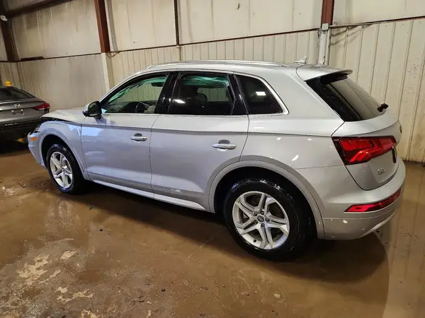 WA1BNAFY2J2218437 2018 AUDI Q5 - Image 2