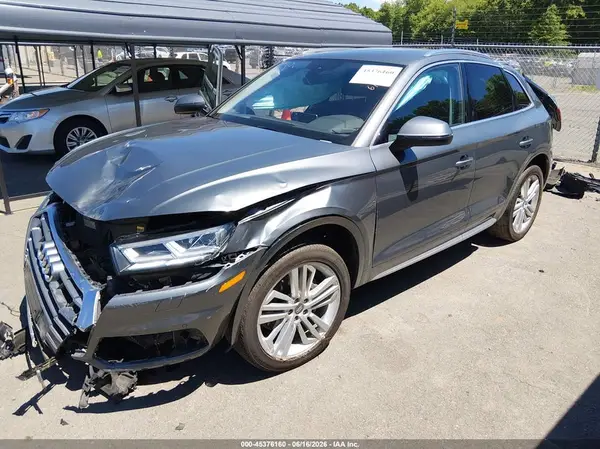 WA1BNAFY2J2219359 2018 AUDI Q5 - Image 2