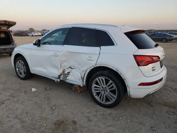 WA1BNAFY2J2223640 2018 AUDI Q5 - Image 2