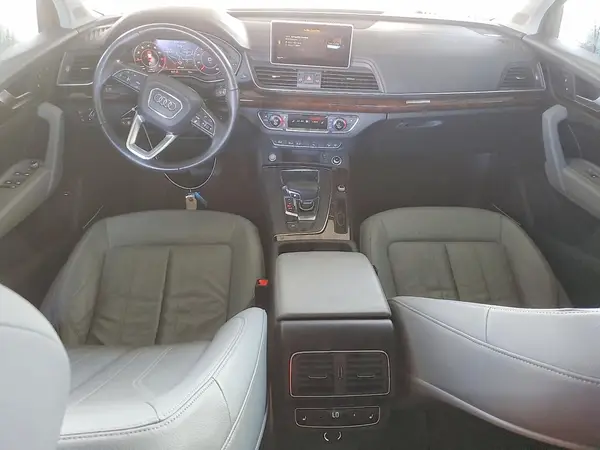 WA1BNAFY2J2230281 2018 AUDI Q5 - Image 8