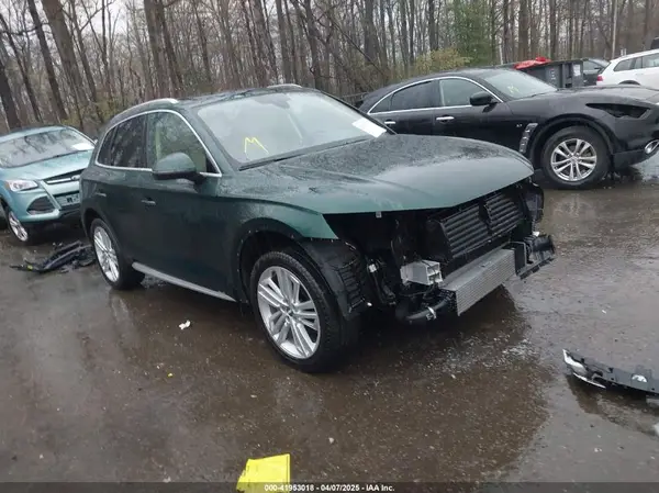WA1BNAFY2J2232886 2018 AUDI Q5 - Image 1