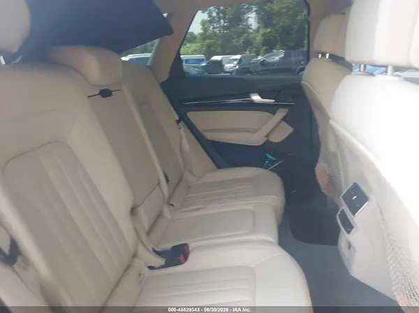 WA1BNAFY2J2234475 2018 AUDI Q5 - Image 8