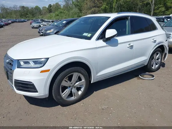 WA1BNAFY2J2238185 2018 AUDI Q5 - Image 2
